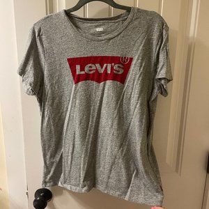 LEVI'S T-shirt